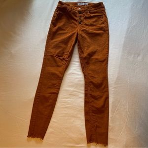 Old Navy Super Skinny High Rise Corduroy Pants